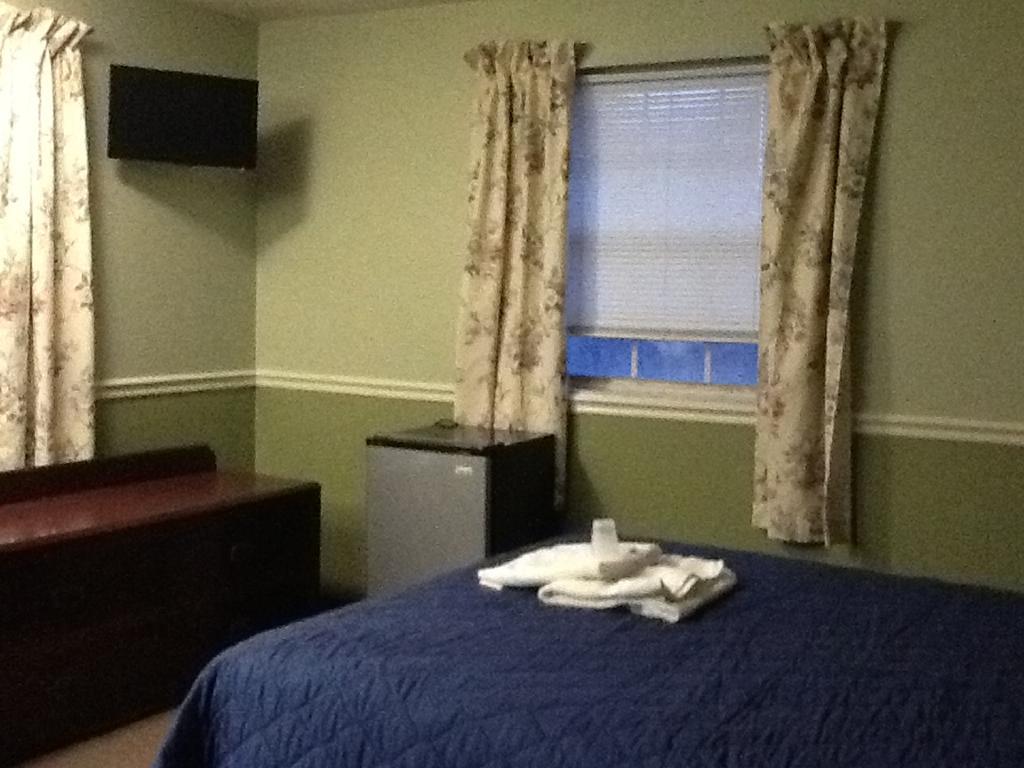 Brookside House Otel Quincy Dış mekan fotoğraf